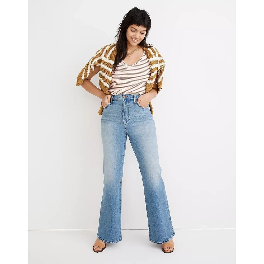 Madewell High-Rise‎ Flare Jeans in Caine Wash ND545 Size 32